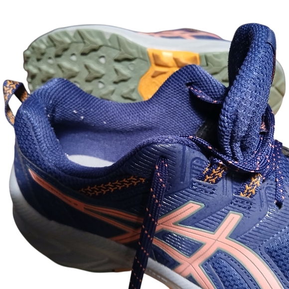 ASICS Women's Size 7.5 Purple and Pink Athletic Shoes - Picture 7 of 9